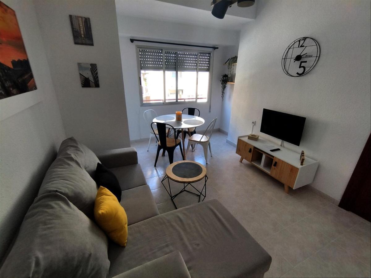 Guesthouse Shared With Host Alicante Luaran gambar