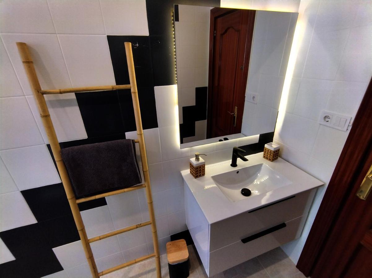 Guesthouse Shared With Host Alicante Luaran gambar