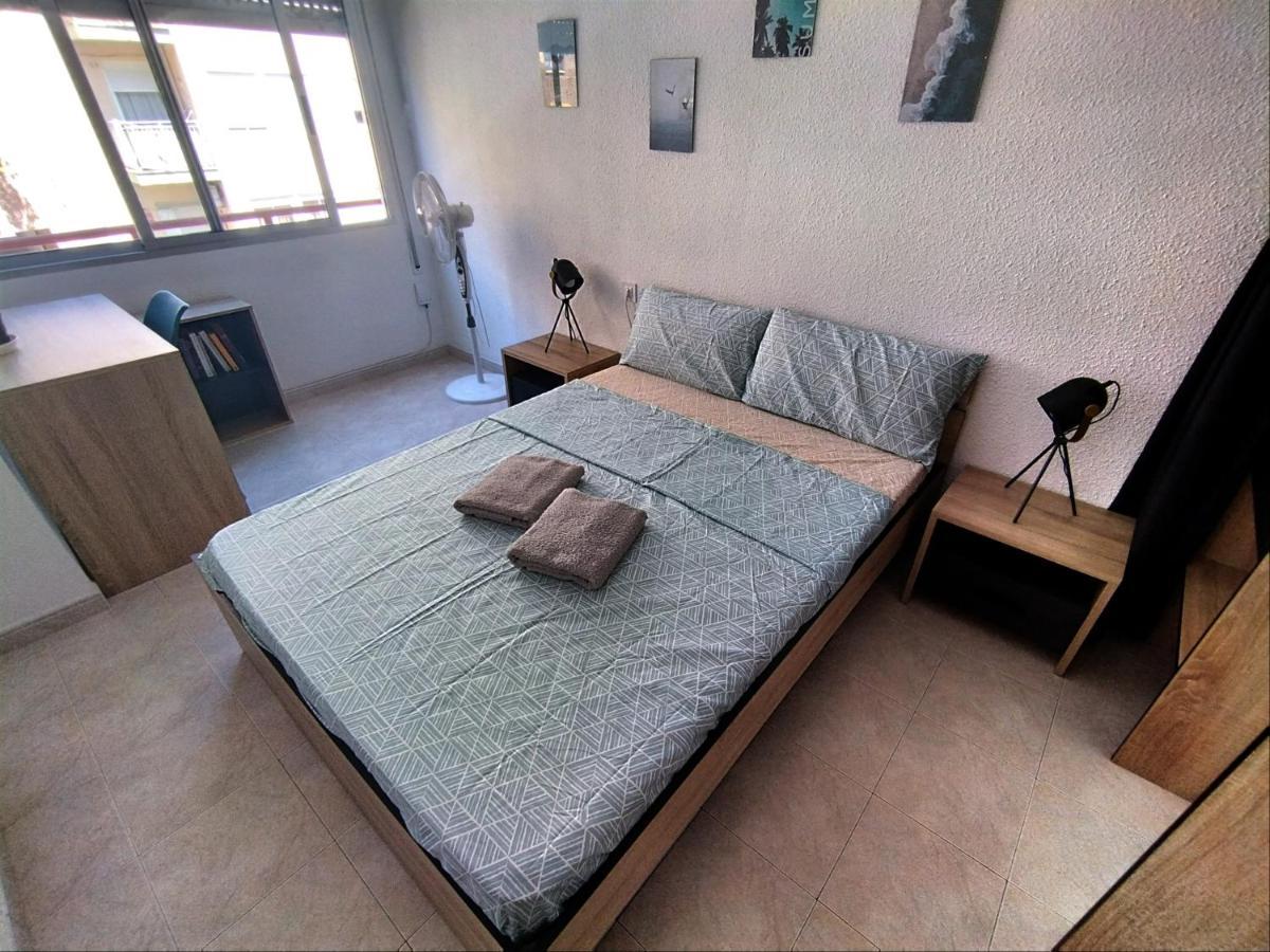 Guesthouse Shared With Host Alicante Luaran gambar